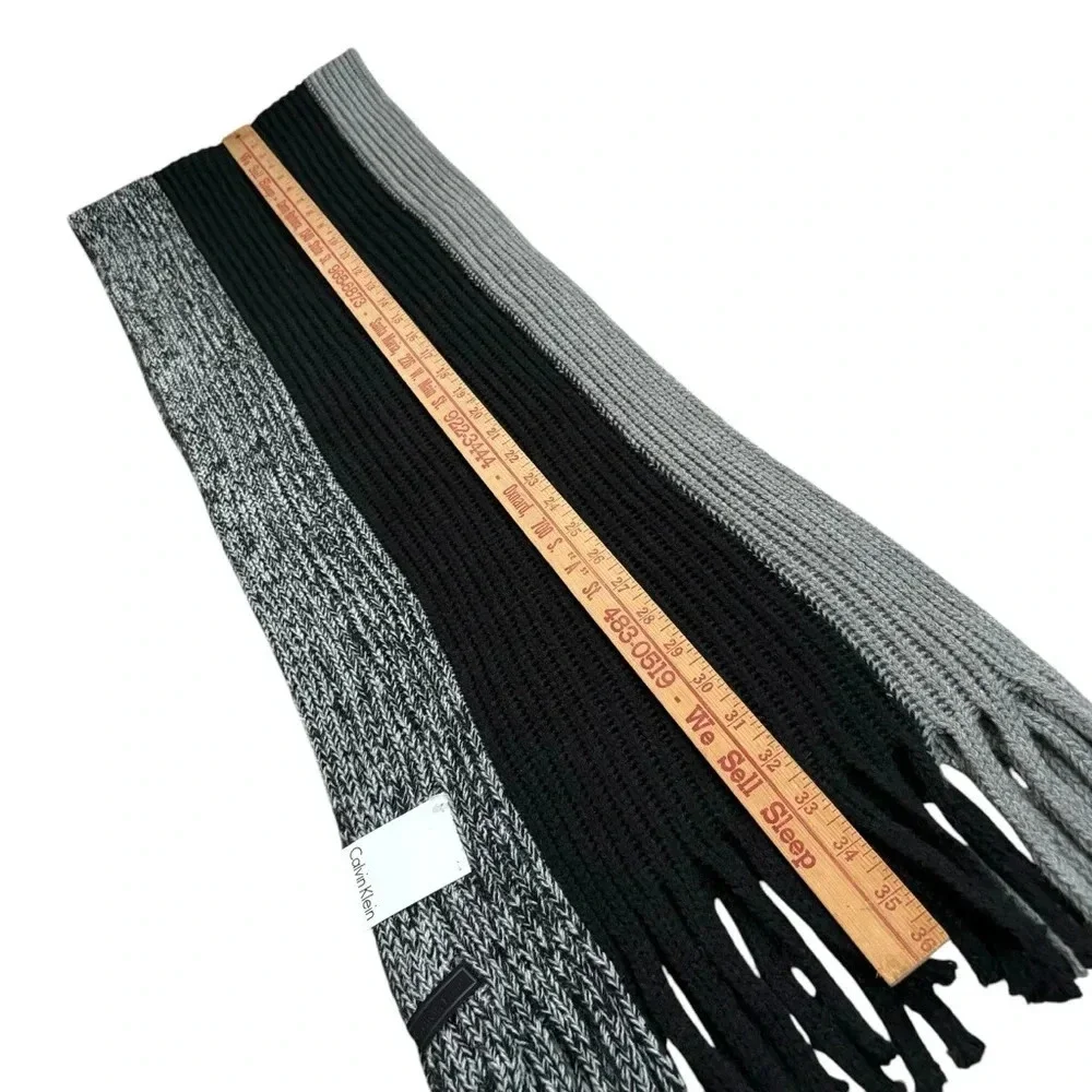 NWT Calvin Klein Black & Gray Colorblock Chunky Raschel Muffler Scarf One Size